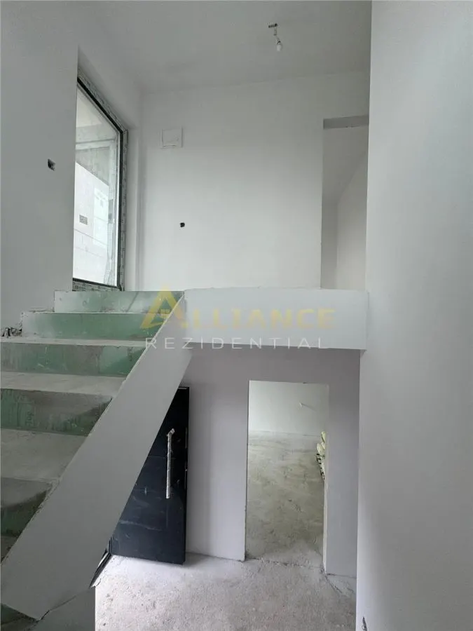 Vila P+1 cu 4 camere - 2 bai { Popesti Leordeni } - foto 8