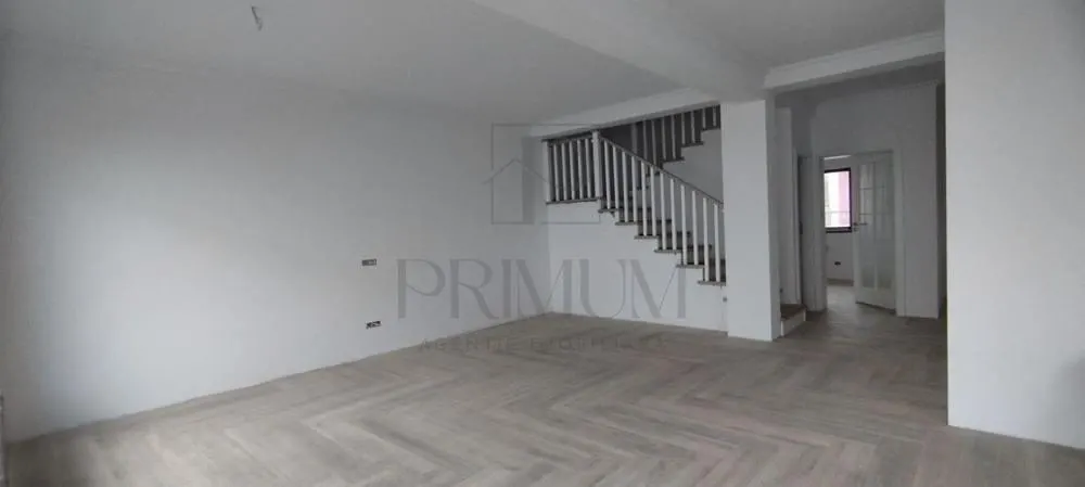 FREIDORF, DUPLEX P+E, 4 CAMERE, 3 DORMITOARE, 3 BAI, INCALZIRE IN PARDOSEALA - foto 1