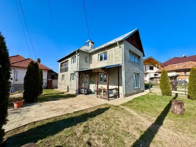 Casa + teren de vanzare in Campulung | Ideala locuinta sau casa de vacanta - foto 14