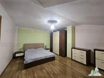 Apartament deosebit, 4 camere, in vila cu intrare separata - o oaza de liniste in inima Constantei - foto 9