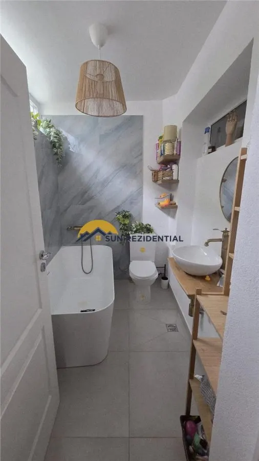 Apartament cochet, in vila, 6 camere cu scara interioara, la cheie - foto 13