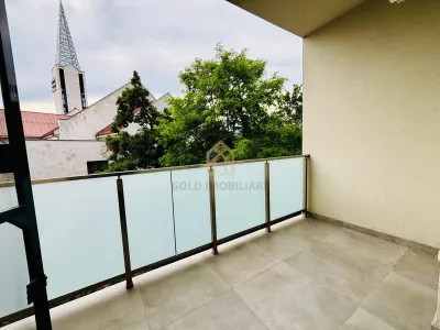 Apartament cu 3 camere de închiriat  zona  Centru vechi - foto 9