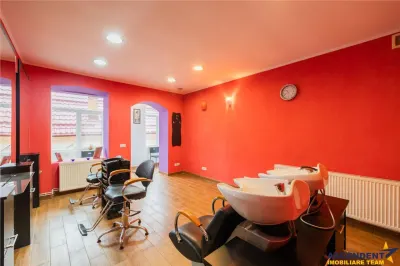 Casa pretabila:comercial/ servicii/ rezidential Central, Fagaras - Fagaras