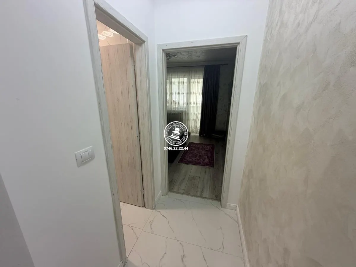 Apartament cu doua camere decomandat Alexandru cel Bun 60 mp - foto 4