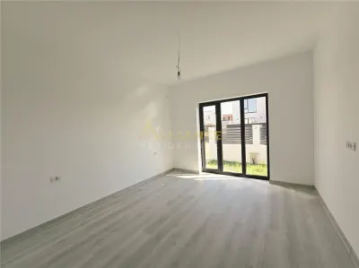 Casa individuala-4 camere-pod-placa de beton-incarcare masina electrica - foto 4