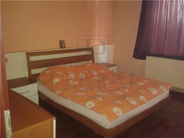 GIROCULUI, CASA CU SAD (spatiu alta destinatie), 4  CAMERE, 3 FRONTURI - foto 5