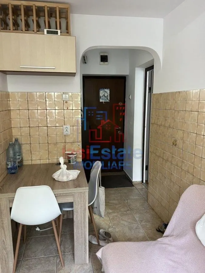 Garsoniera in zona Podu Ros - Cantemir - foto 2