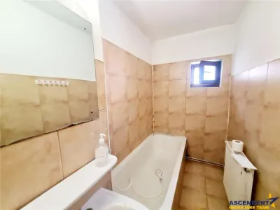 Decomandat, balcon, boxa, spatii verzi, cadru linistit, oportunitate personalizare - foto 14