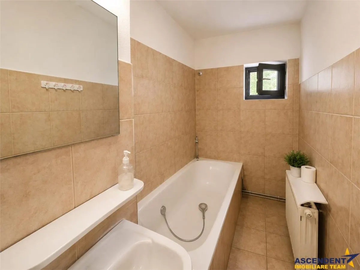 Decomandat, balcon, boxa, spatii verzi, cadru linistit, oportunitate personalizare - foto 5