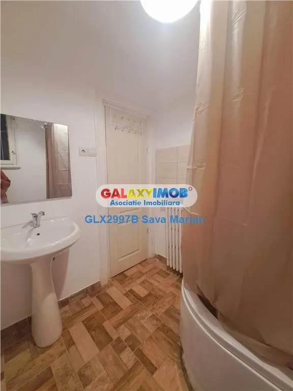 APARTAMENT DUBLU DE 5 CAMERE DE INCHIRIAT ROMANA - foto 9