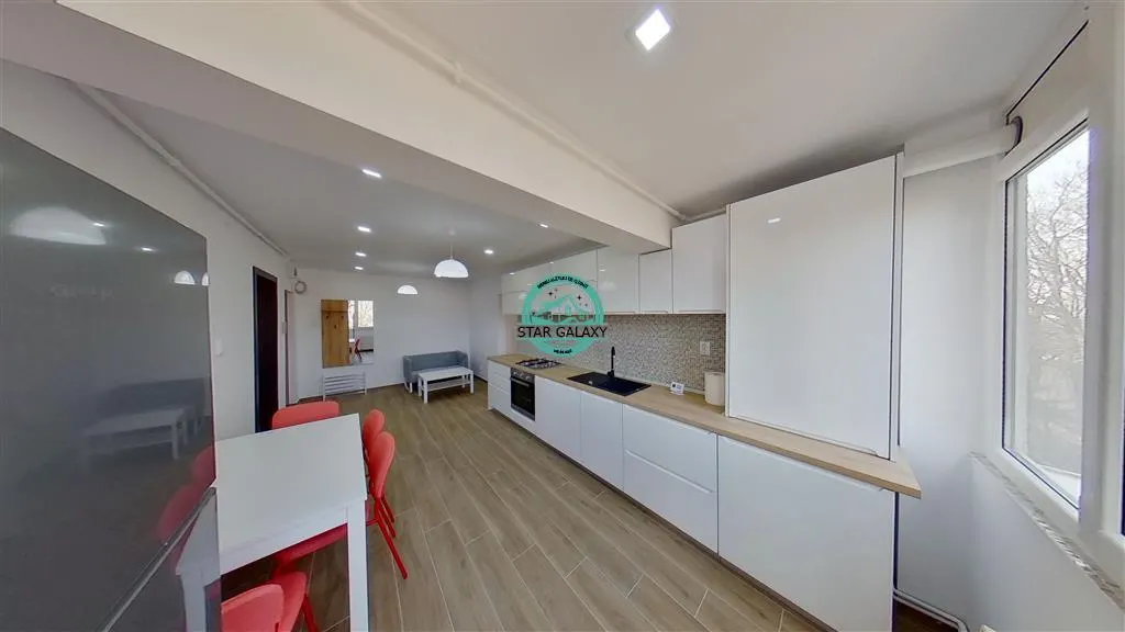 Inchiriez apartament cu 3 camere in Cornisa mobilat si utilat modern - foto 2