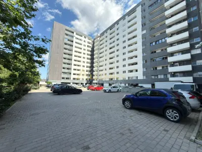 Metropolitan - 2 camere - 2 parcari subterane - boxa - Bucuresti