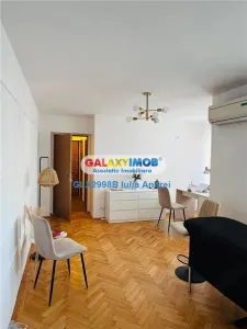 Apartament cu o camera de inchiriat nemobilat 1 Mai - Bucuresti