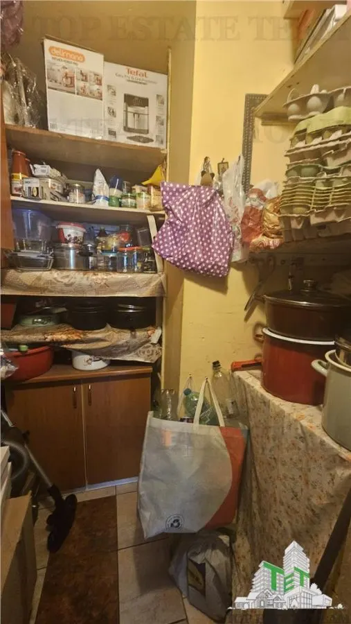 Apartament 4 camere bloc ''80 langa metrou/Piata Crangasi - foto 7