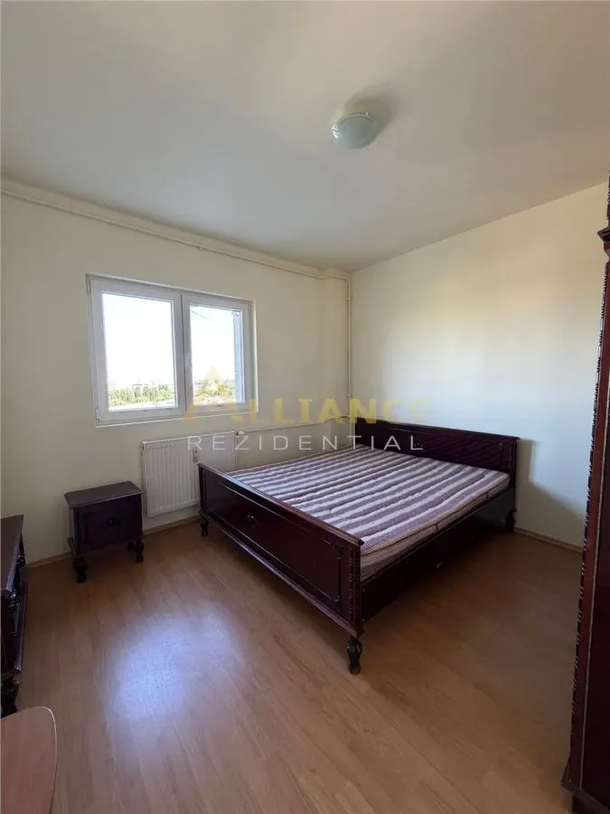 Apartament 2 camere renovat | Bloc anvelopat | Etaj 10/10 cu lift - foto 4