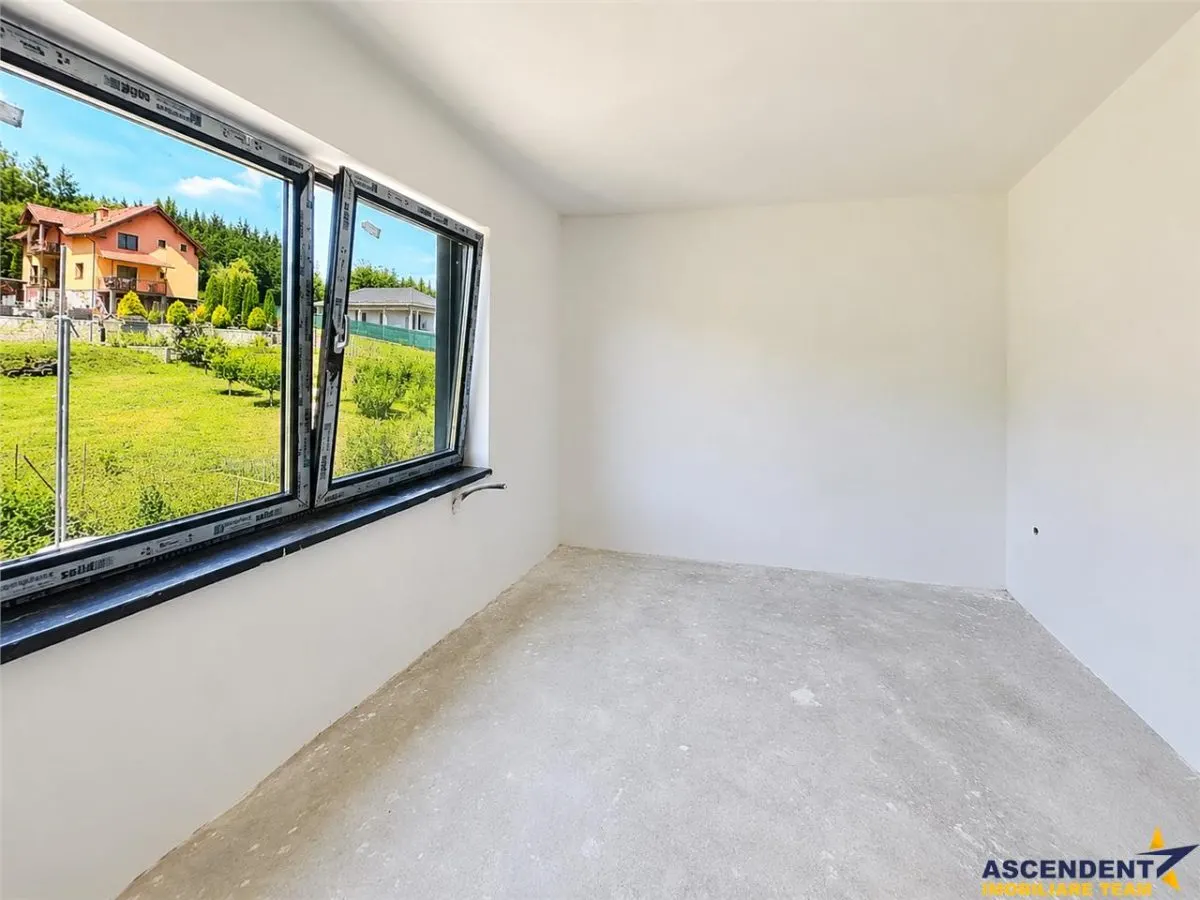 Casa noua, moderna, P + 1E, langa padure, Voiniceni, 6km de Targu Mures - foto 5