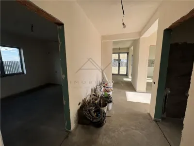 VANZARE VILA | CASA INDIVIDUALA DOMNESTI STRADA ASFALTATA FOISORULUI - foto 9