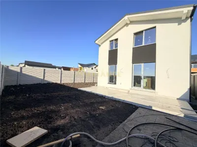 Vila individuala,4 camere,3 bai,Cartierul NOU - foto 4