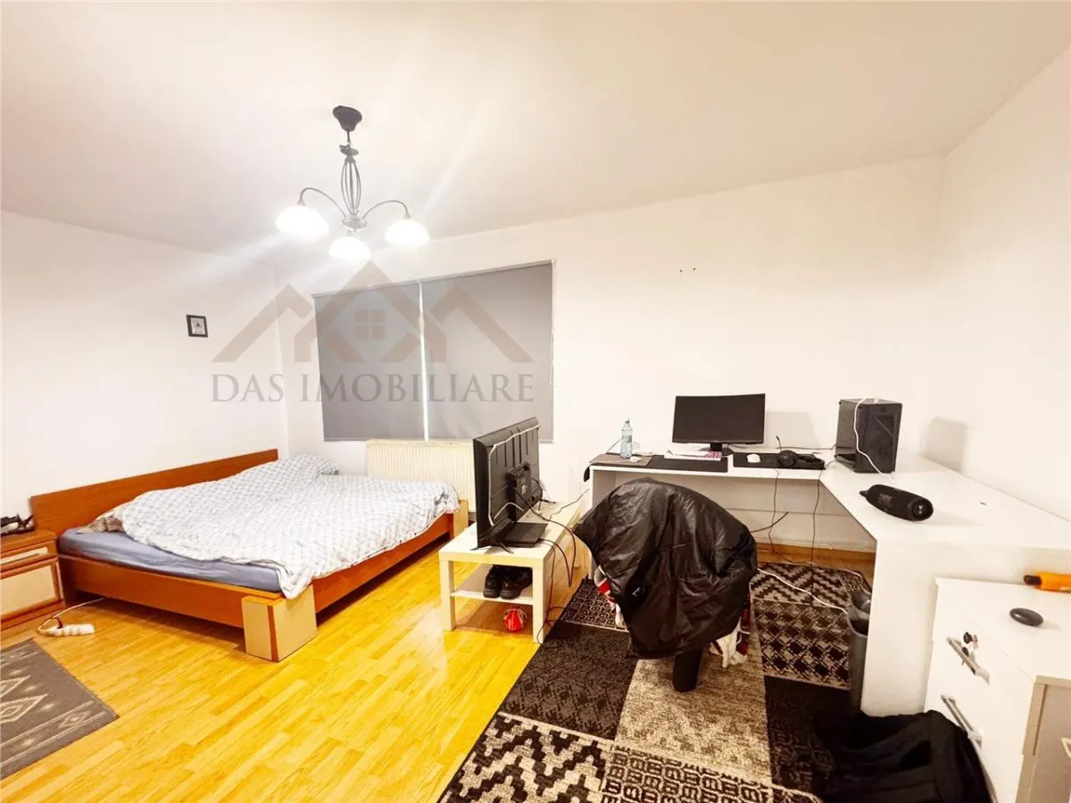 Apartament 3 camere decomandat, parter inalt ,  Olteniei - foto 2