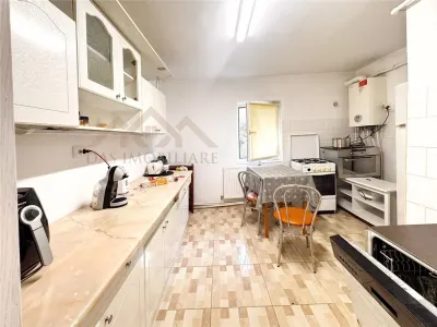 Apartament 3 camere decomandat, parter inalt ,  Olteniei - foto 5