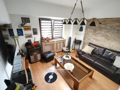 Apartament 4 camere Nicolina Garaj 2 Bai 2 Balcoane Vedere Cetatuia - foto 2