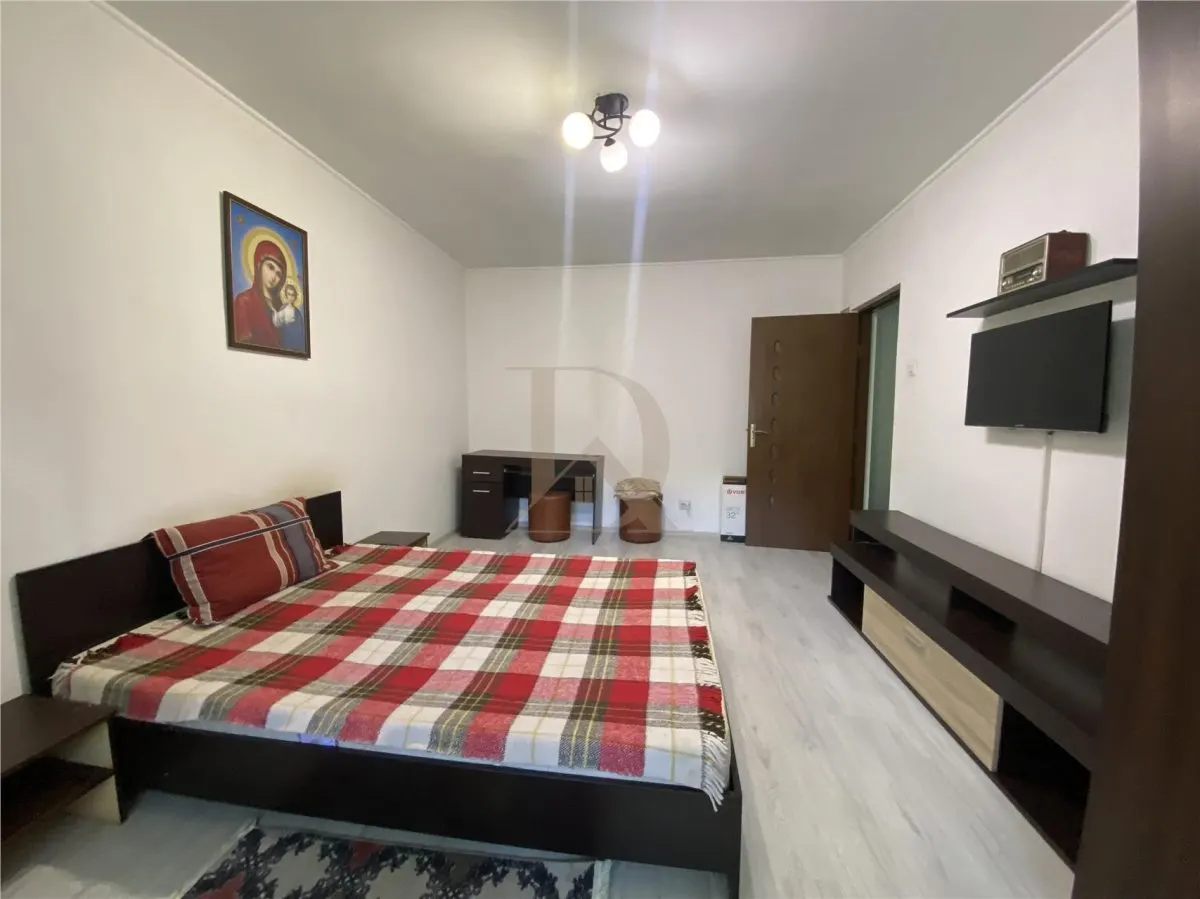 De închiriat! Centru - Arcu , apartament 1 camera , 5 minute de Copou si Piata Unirii - foto 1