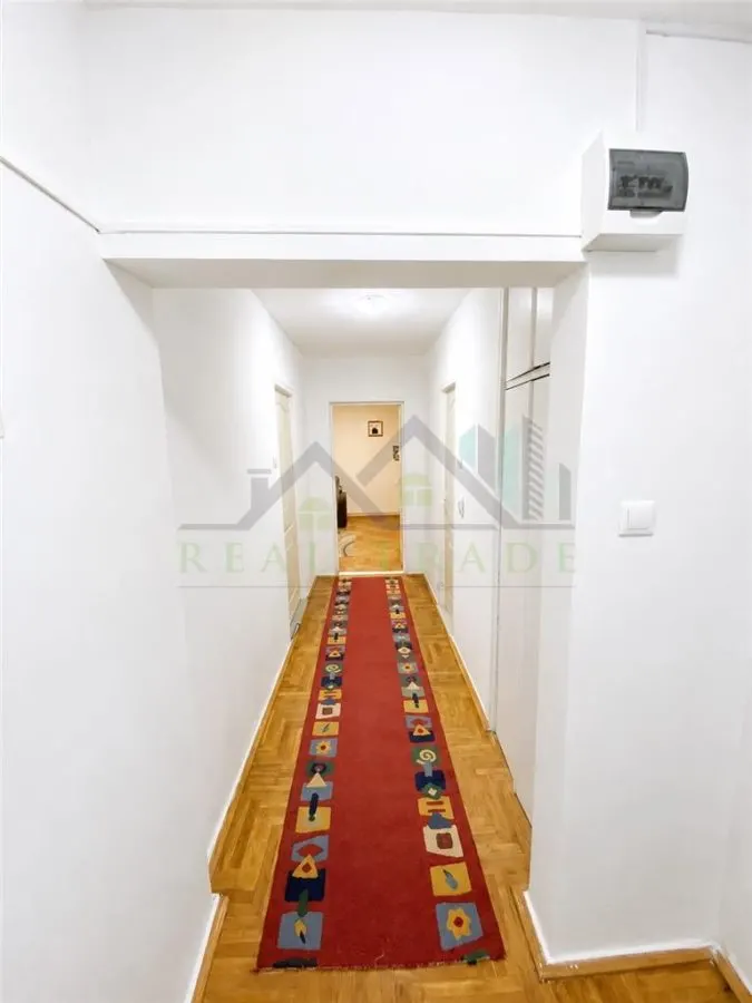 Apartament 2 camere decomandat Judetean, str. Zizinului - foto 6
