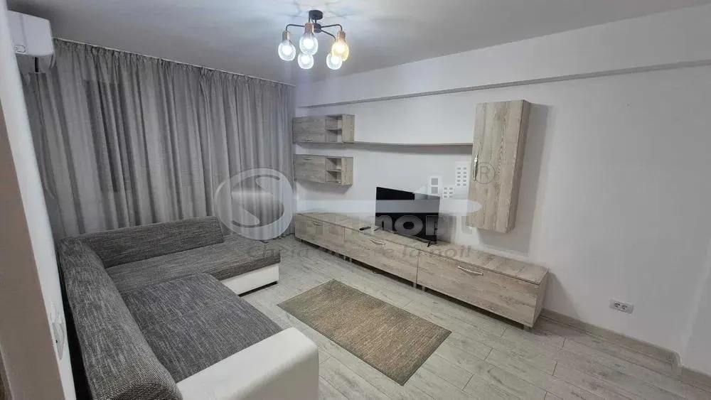 Apartament 3 Camere Hala Centrala - 650 euro - foto 1
