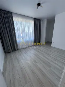 10 Minute Metrou Aparatorii Patriei - Penthouse + Parcare - Gata de Mutat - foto 3