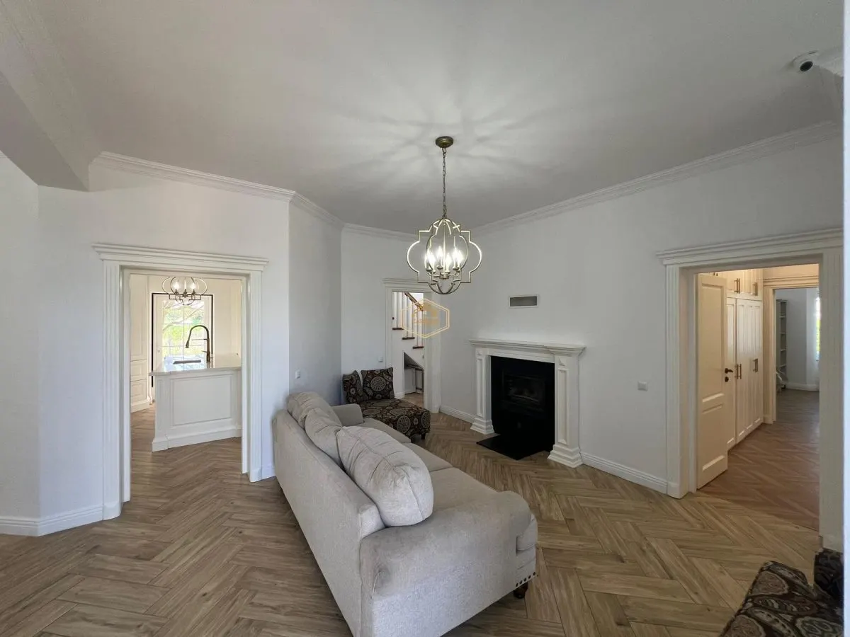 Casa superbă în Satu Mare | Eleganță, liniște și spațiu generos - foto 4