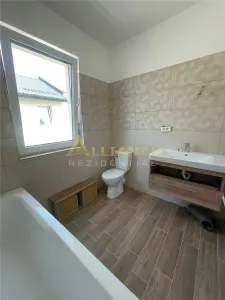 casa individuala || 4 camere || 5 min fata de metrou - foto 9