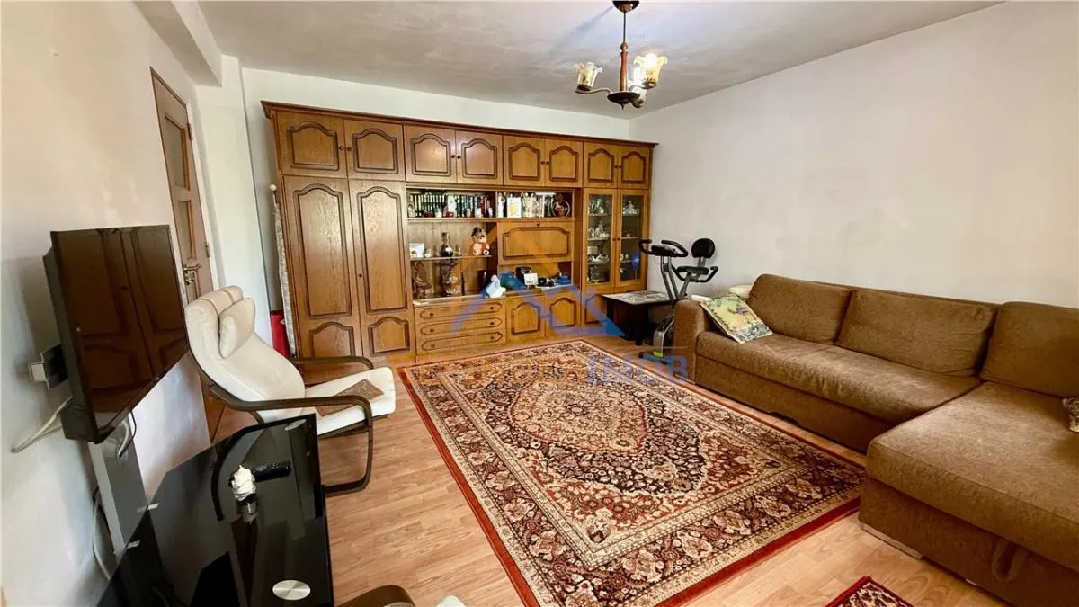 Vanzare Apartament 2 camere Rahova - Vicina - foto 1