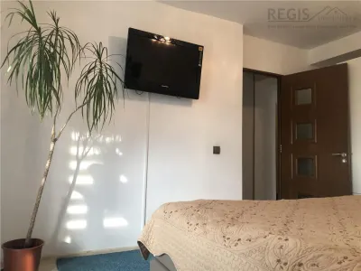 Apartament spatios 4 camere 100 mp etaj intermediar cartier Noua - foto 5
