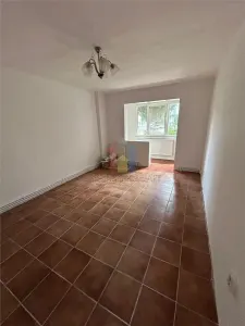 VEZI VIDEO! apartament 2 camere,  parter cu balcon 11 m, Viziru 1 - Braila
