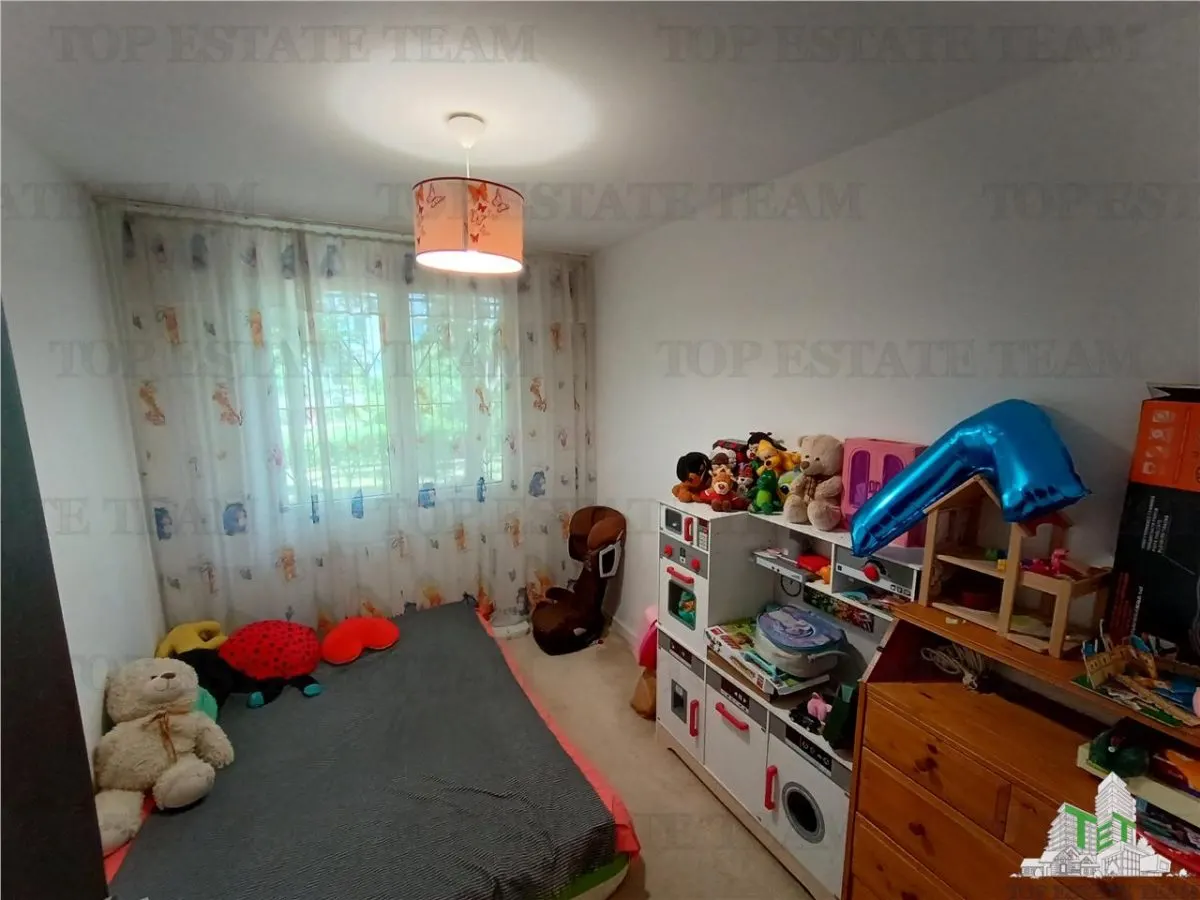 Apartament modern cu 4 camere, intr-un bloc reabilitat cu SU de 75mp, parter/4, zona OZANA, la 10 , 15 minute pietonal de statia de metrou 1 Dec 1918. - foto 11