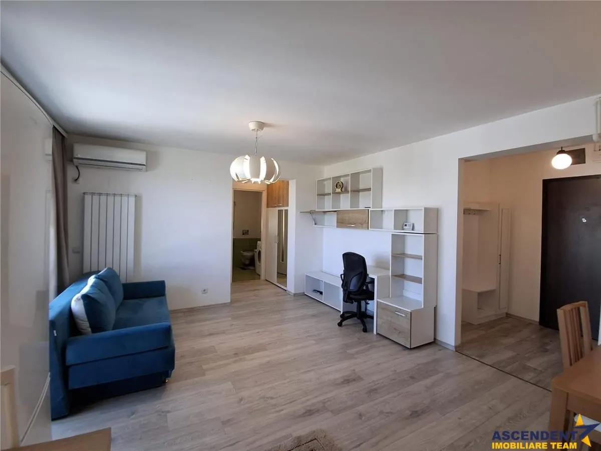 Apartament 2 camere cu parcare si boxa, Top City, Tractorul Brasov - foto 5