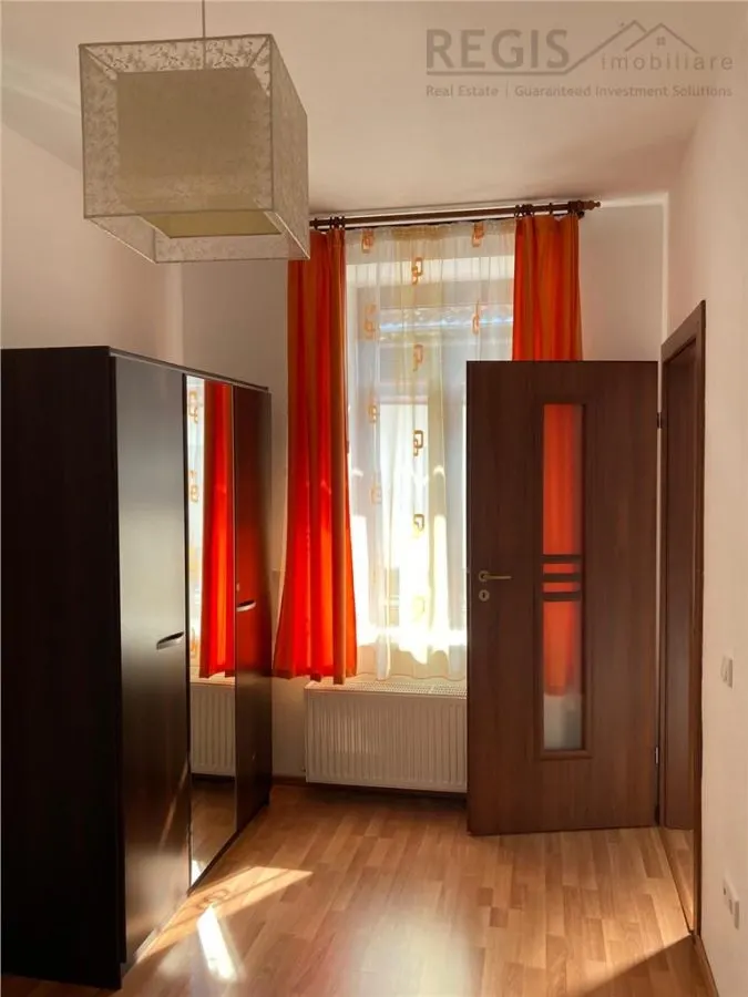Apartament de 3 camere in zona Centrul Istoric - foto 9