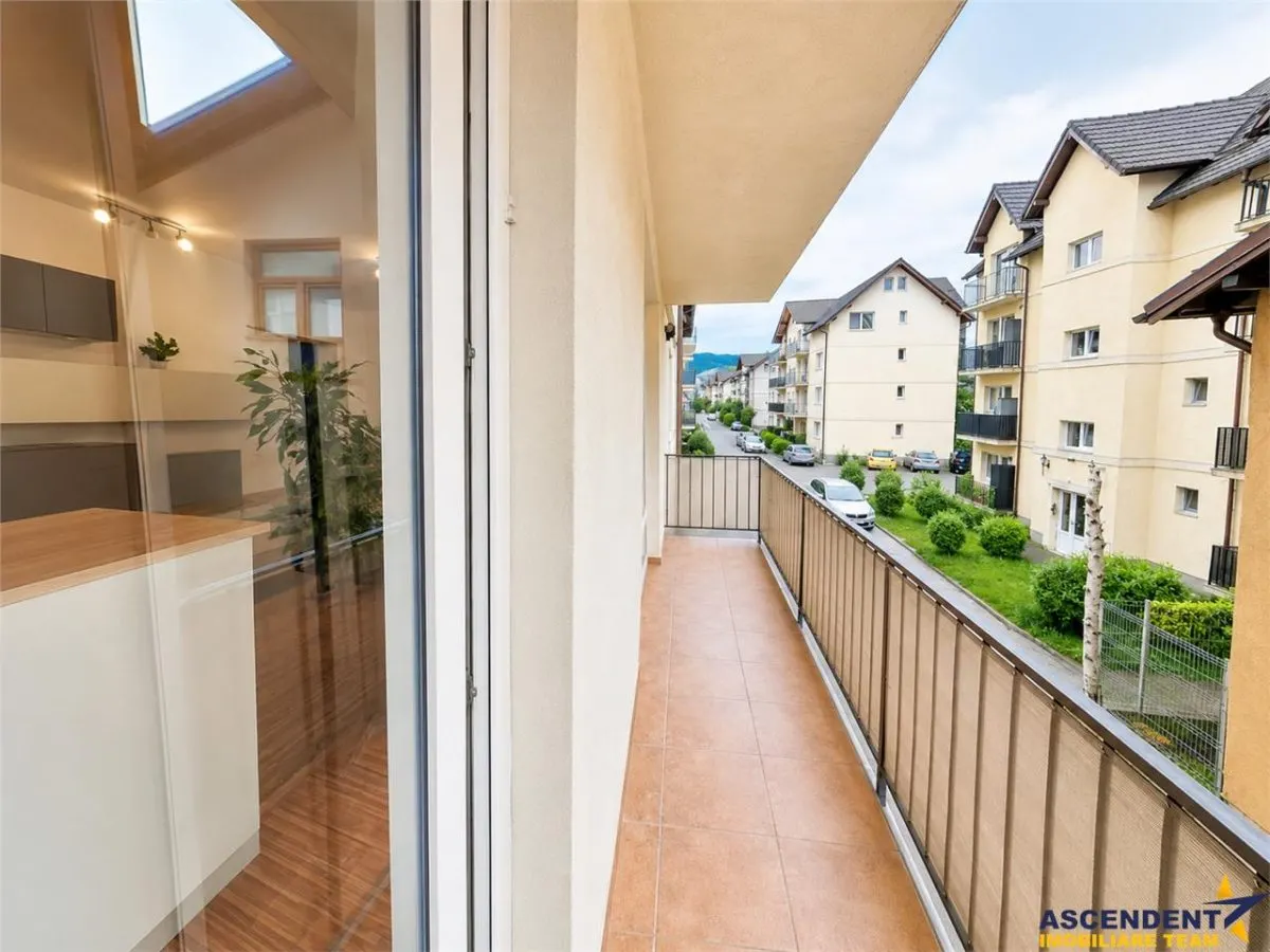 Regim vila, 2 camere, luminos, balcon, parcare, Cartierul Toamnei, Rasnov, Brasov - foto 3