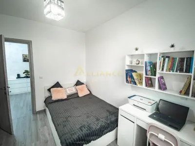 Cartierul Solar Apartament 2 camere Mobilat si Utilat + Parcare Inclusa - foto 3