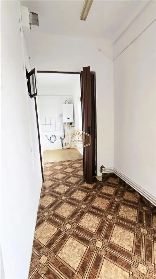 VIDEO | Casa pe colt, cu 2 camere si teren 245 mÂ² | Paulestiului - foto 9