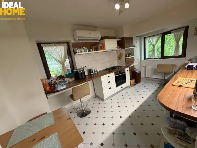 Apartament 3 camere Copou-Casa Armatei. Etaj 2 - foto 5