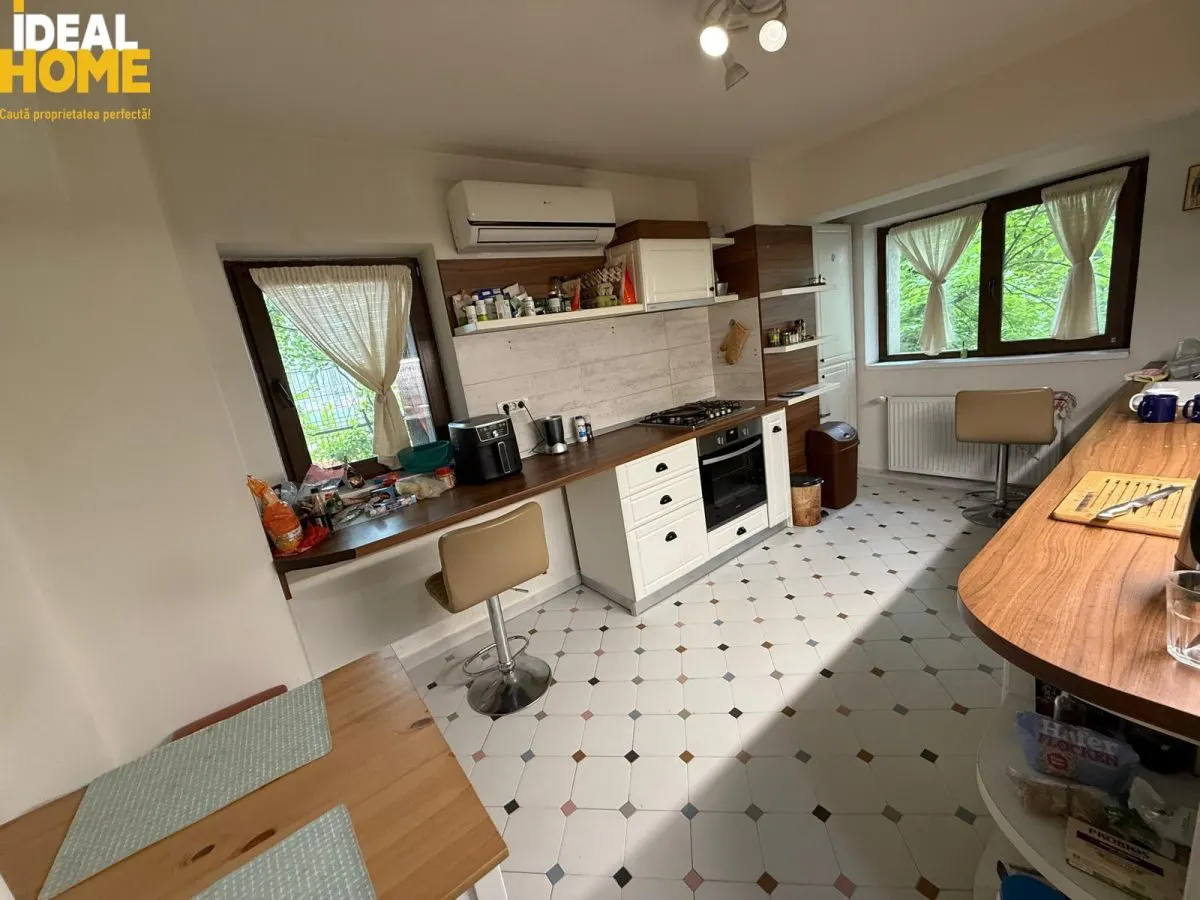 Apartament 3 camere Copou-Casa Armatei. Etaj 2 - foto 5