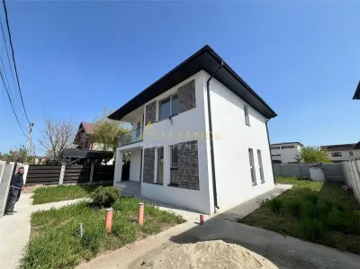 Vila Individuala - 5 camere-3 bai-Strada Miorita-500 M  de STV - Berceni