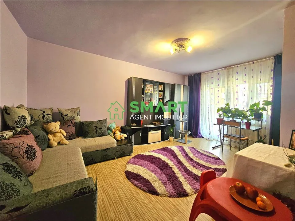 Apartament 3 camere. Zona Alfa, Arad - foto 1