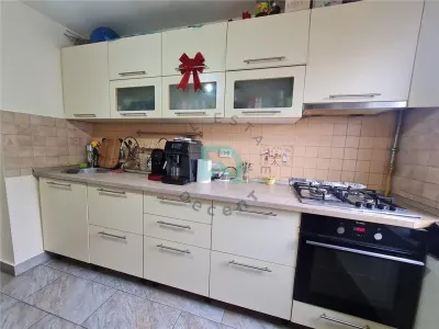 Apartament 3 camere Craiter, decomandat, Brasov - Brasov