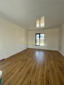 Casa individuala 5 camere teren 386 mp Berceni - foto 4