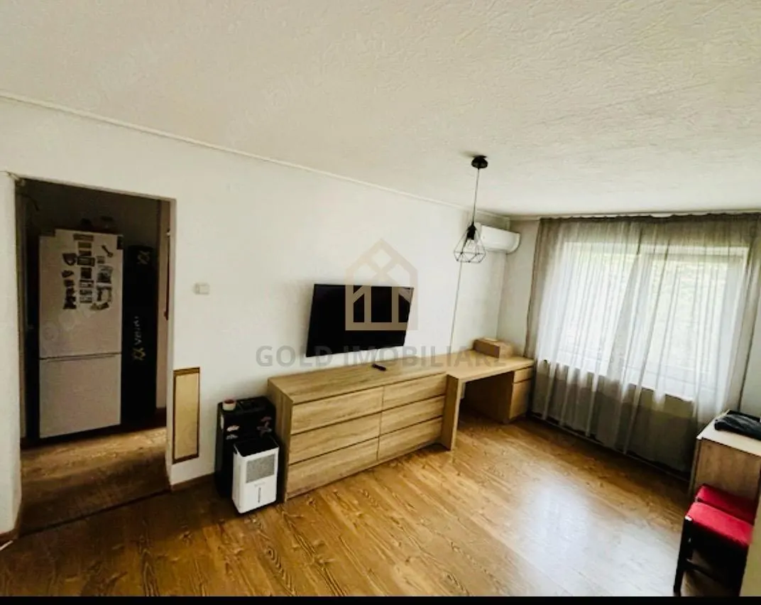 Apartament 2 camere de vanzare Cartier Săsar  Str. Ghioceilor - foto 1