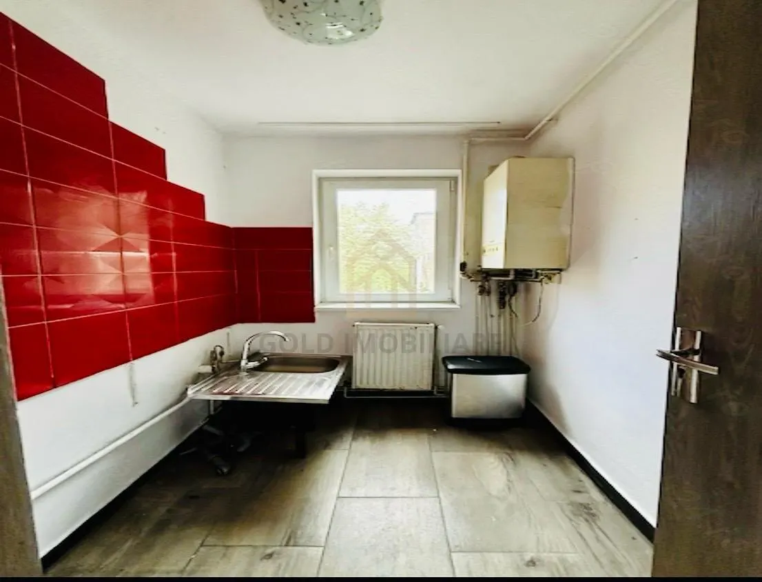 Apartament 2 camere de vanzare Cartier Săsar  Str. Ghioceilor - foto 3
