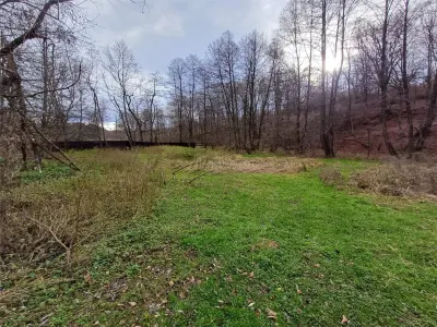 Resita, Teren Drept Intravilan, Langa Prau si Drum, 1308 Mp., 15 Euro/Mp., Renk - foto 8