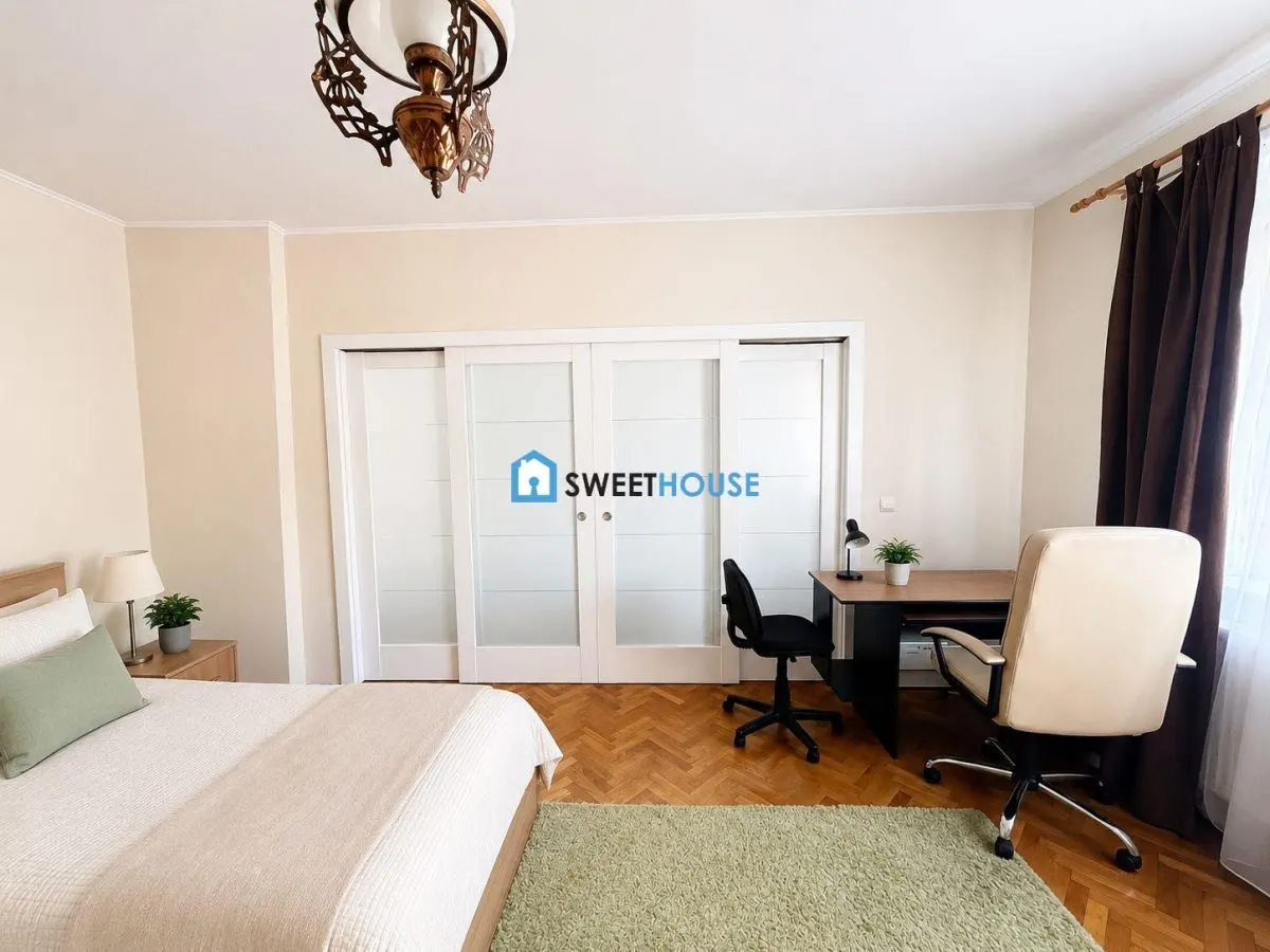 Casa de Lux in cartierul Florilor Fagaras - foto 19